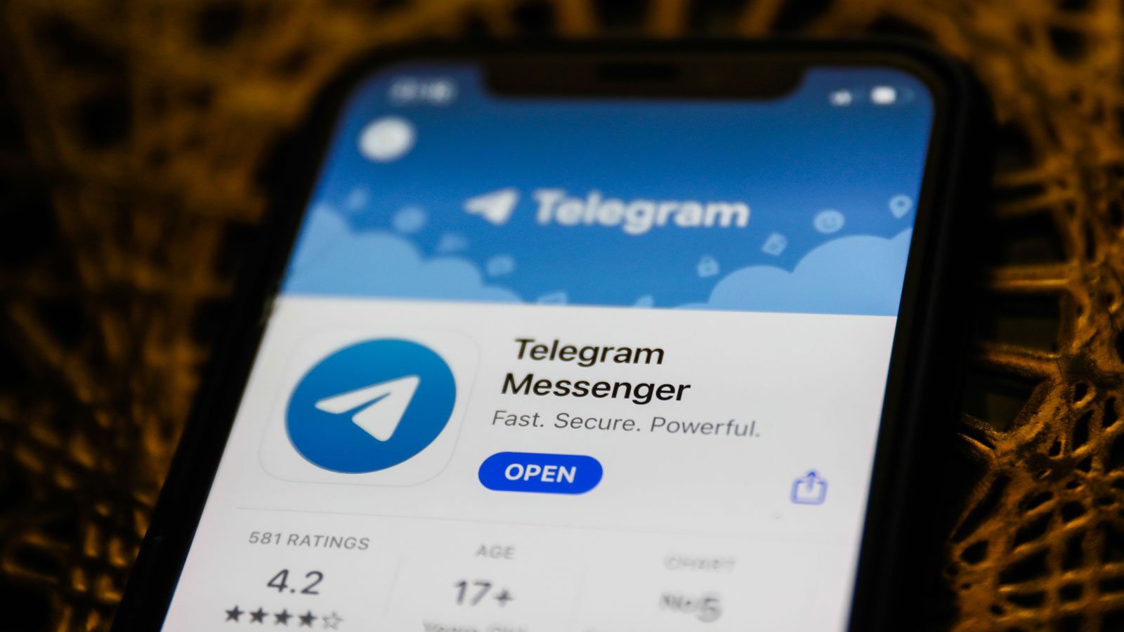 تطبيق التراسل تليجرام